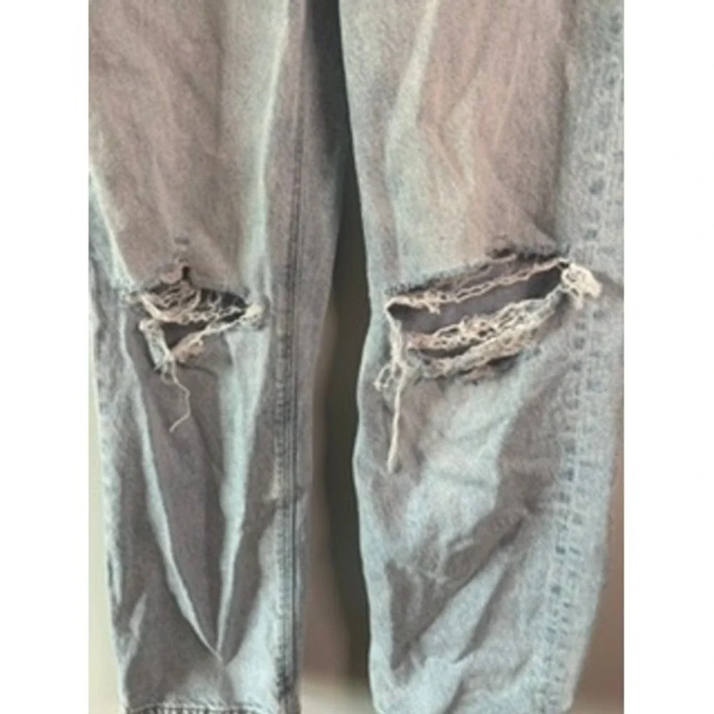 American Eagle Strigid Jeans Women's Size 0 Short Blue Distressed High Rise